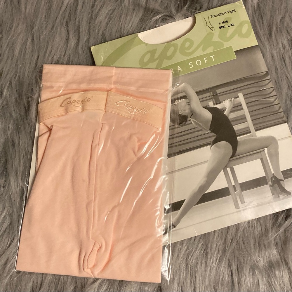 🐝 5/$18 NWT Capezio Transition Theatrical Pink Dance Tights